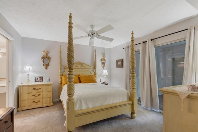 740 Lake Orchid Circle 104, Vero Beach, FL 32962