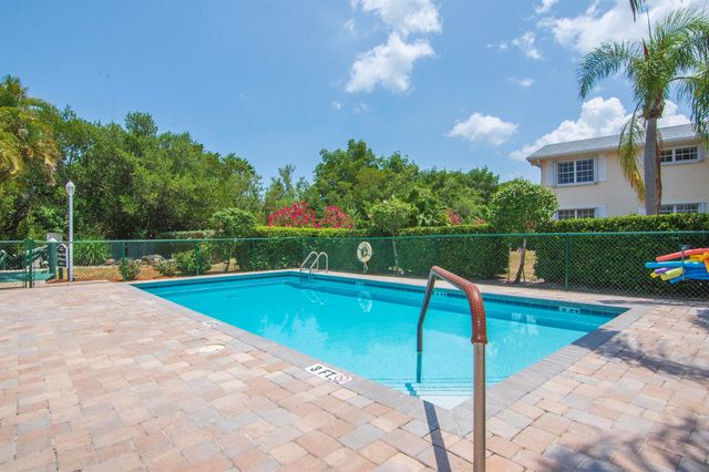 740 Lake Orchid Circle 104, Vero Beach, FL 32962