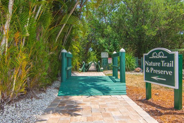 740 Lake Orchid Circle 104, Vero Beach, FL 32962