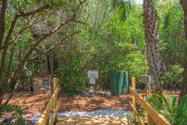 740 Lake Orchid Circle 104, Vero Beach, FL 32962
