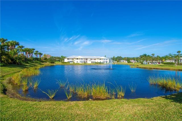740 Lake Orchid Circle 104, Vero Beach, FL 32962
