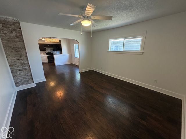 3907 E 16th Street, Indianapolis, IN 46201