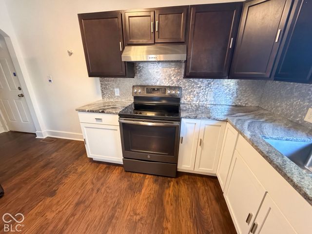 3907 E 16th Street, Indianapolis, IN 46201