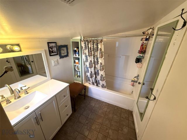 212 W Chinook Street, Livingston, MT 59047