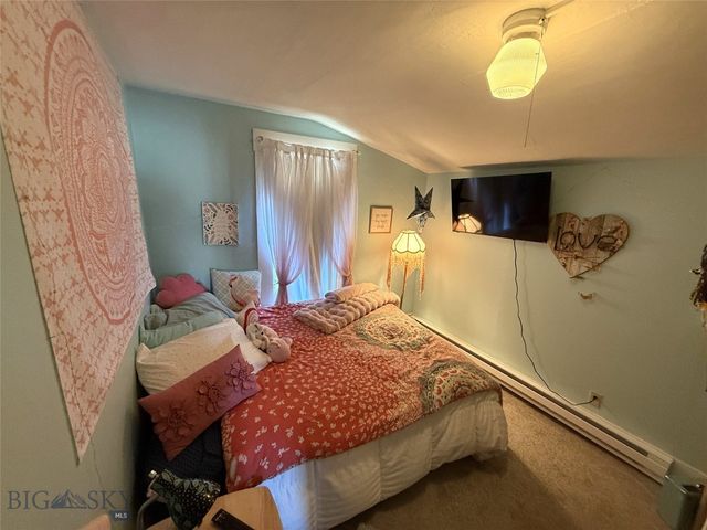 212 W Chinook Street, Livingston, MT 59047