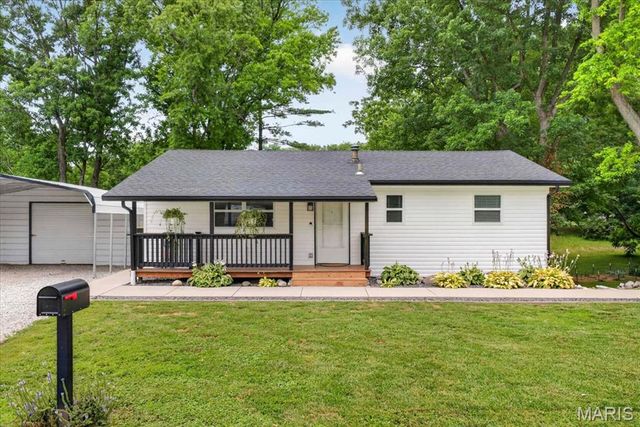 1 Lamask Drive, Belleville, IL 62223
