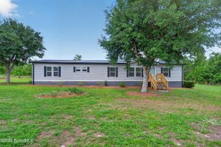 1953 Raybon Road W, Hoboken, GA 31542