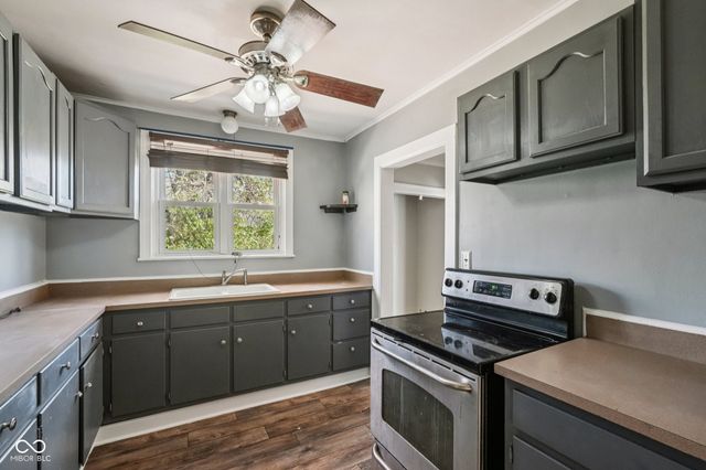 2855 W 76th Street, Indianapolis, IN 46268