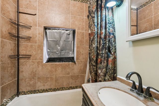 2855 W 76th Street, Indianapolis, IN 46268