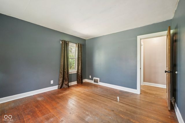 2855 W 76th Street, Indianapolis, IN 46268