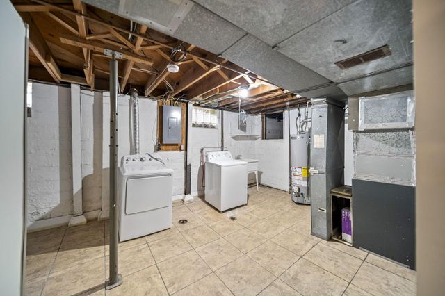 1585 Peace Place, Columbus, OH 43209