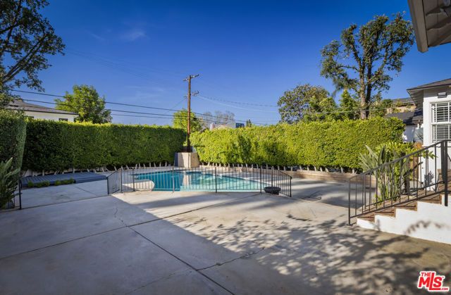 12153 MAXWELLTON Road, Studio City (los Angeles), CA 91604
