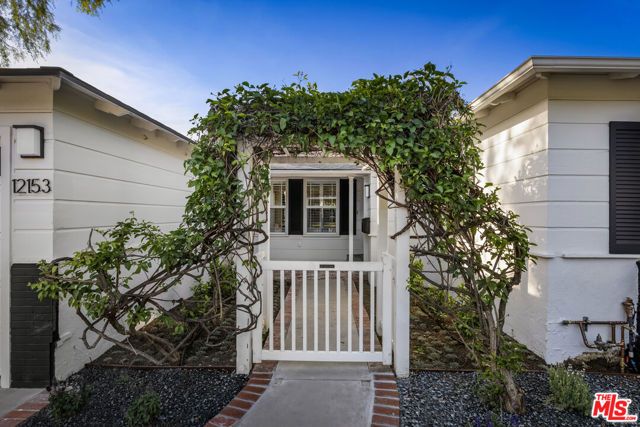 12153 MAXWELLTON Road, Studio City (los Angeles), CA 91604