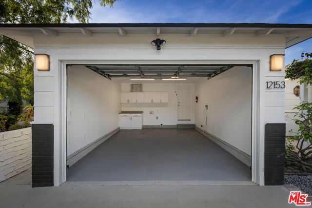 12153 MAXWELLTON Road, Studio City (los Angeles), CA 91604