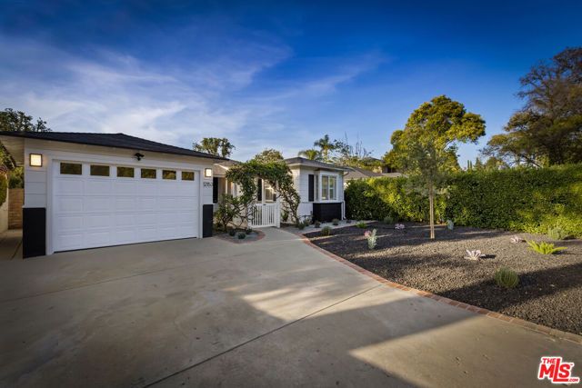 12153 MAXWELLTON Road, Studio City (los Angeles), CA 91604