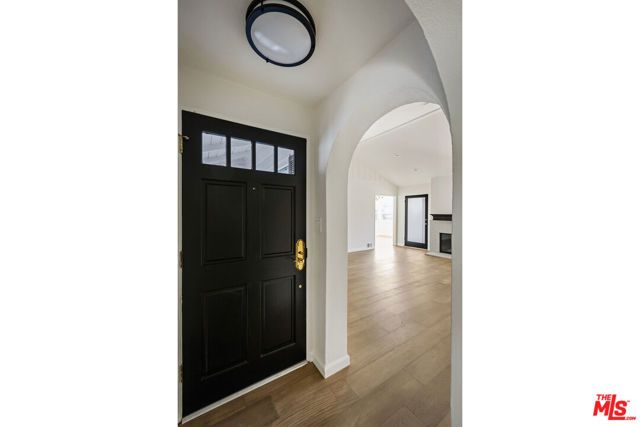 12153 MAXWELLTON Road, Studio City (los Angeles), CA 91604
