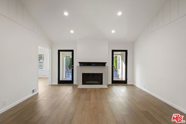 12153 MAXWELLTON Road, Studio City (los Angeles), CA 91604