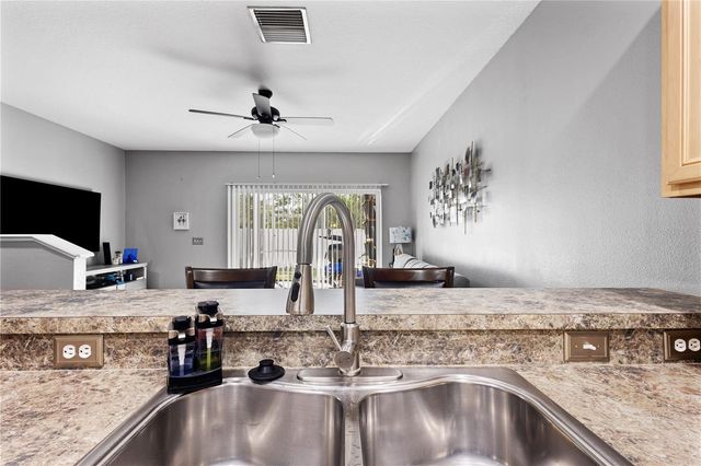 12351 FOXMOOR PEAK DRIVE, Riverview, FL 33579