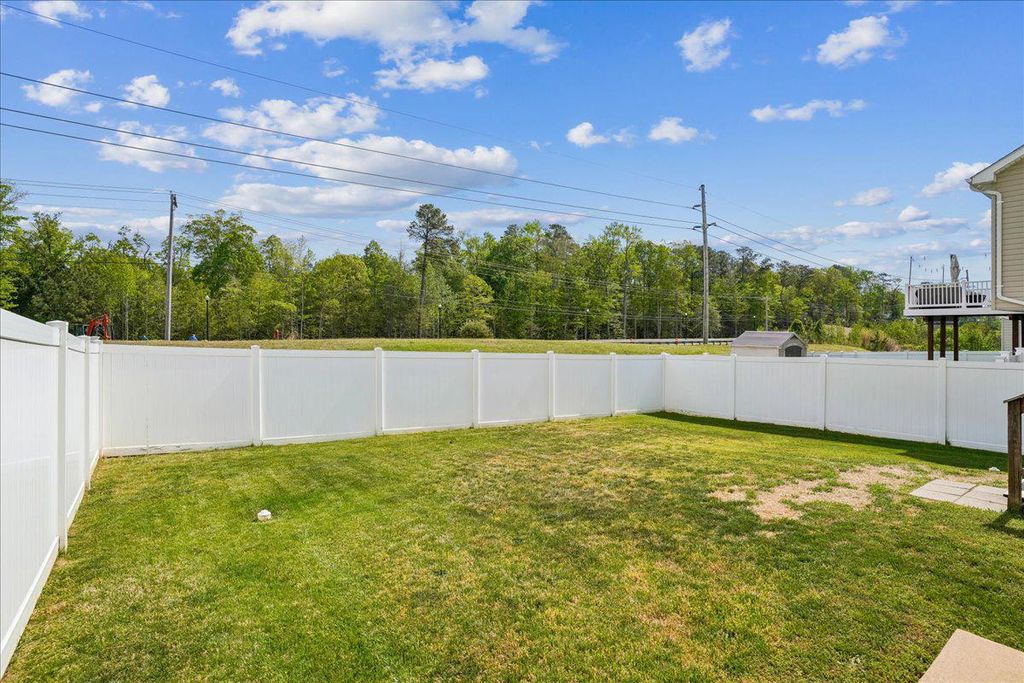 Image 19 of property listing at 22244 SCOTT CIR, Lexington Park, MD 20653