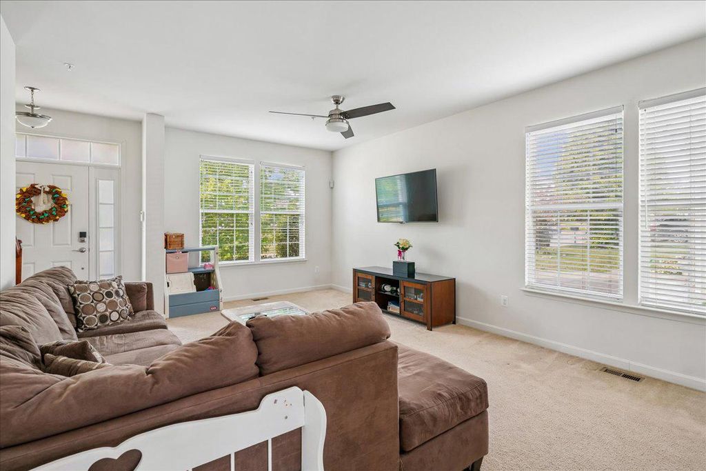 Image 3 of property listing at 22244 SCOTT CIR, Lexington Park, MD 20653