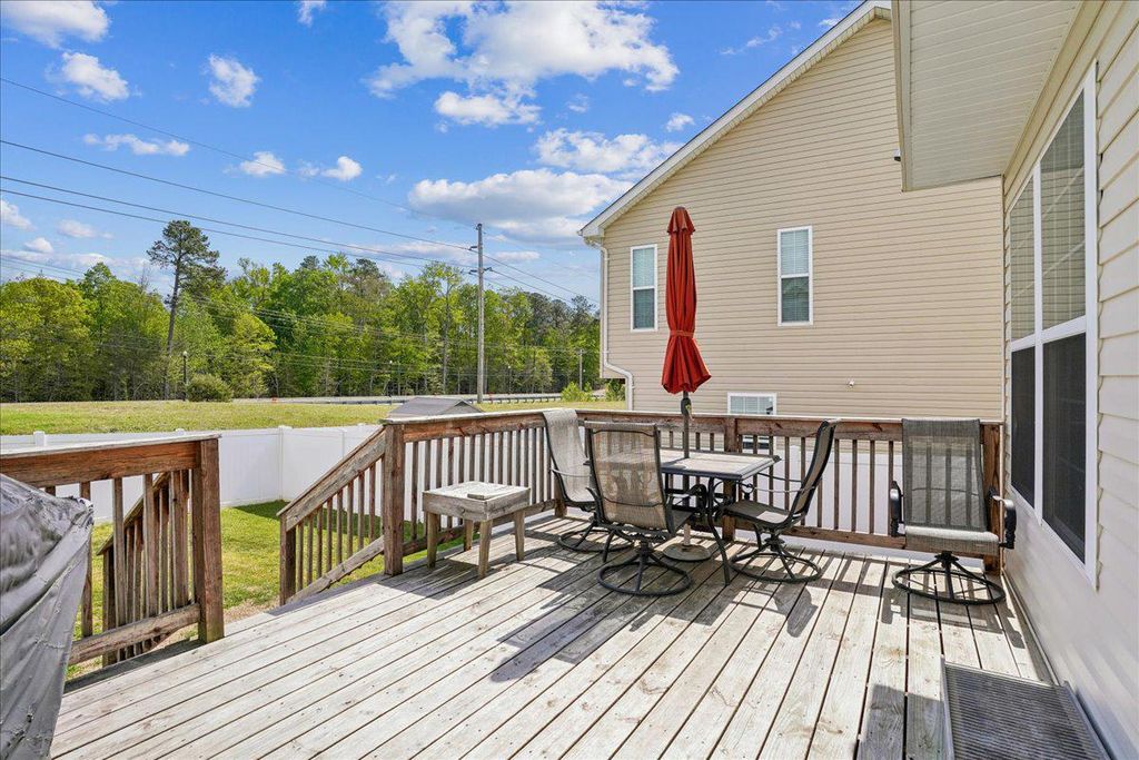 Image 7 of property listing at 22244 SCOTT CIR, Lexington Park, MD 20653