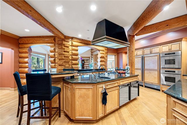 8100 428th Avenue SE, Snoqualmie, WA 98065