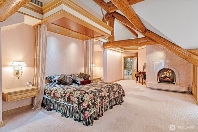 8100 428th Avenue SE, Snoqualmie, WA 98065