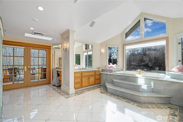 8100 428th Avenue SE, Snoqualmie, WA 98065