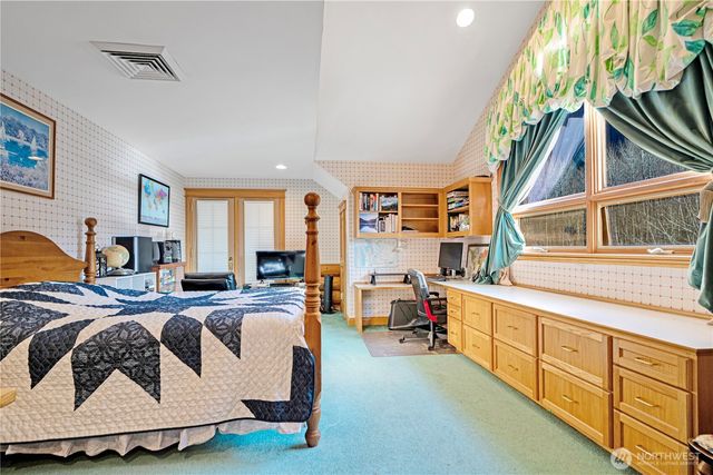 8100 428th Avenue SE, Snoqualmie, WA 98065