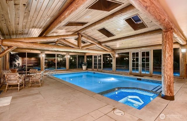 8100 428th Avenue SE, Snoqualmie, WA 98065