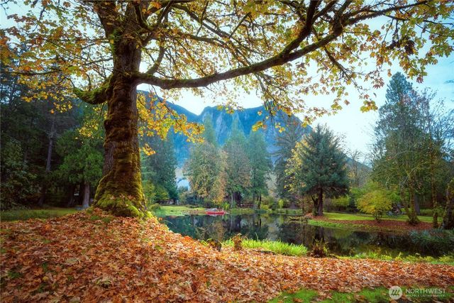 8100 428th Avenue SE, Snoqualmie, WA 98065