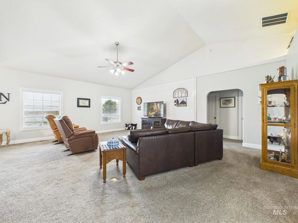 3400 Elk Horn Lane, Emmett, ID 83617 photo 4