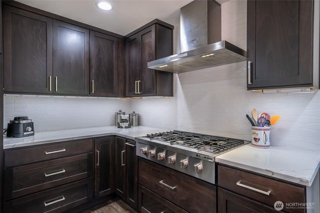 16036 177th Place NE, Woodinville, WA 98072