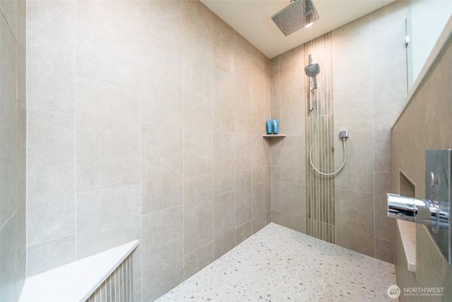 16036 177th Place NE, Woodinville, WA 98072