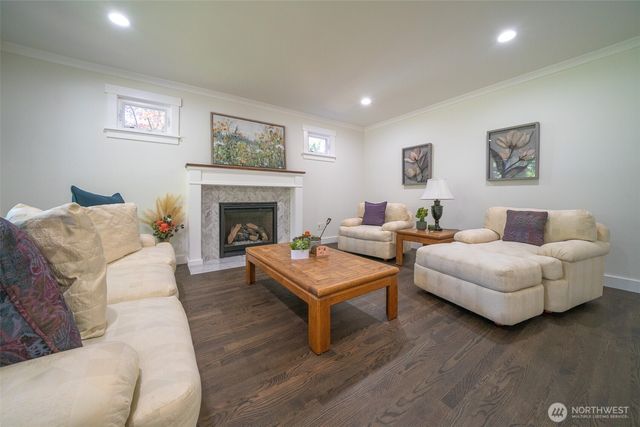 16036 177th Place NE, Woodinville, WA 98072