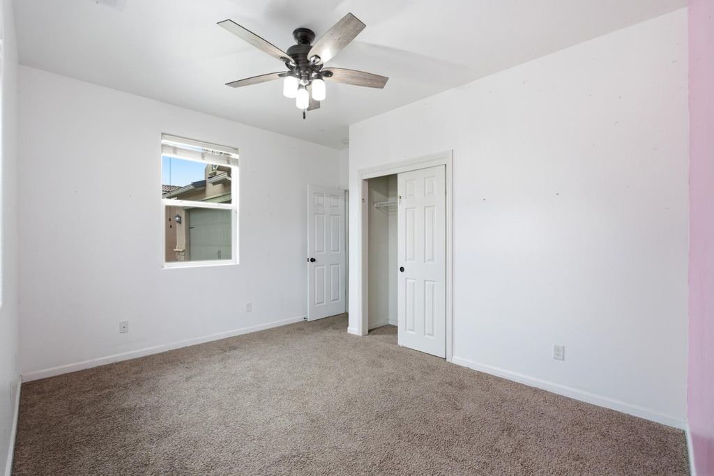 Image 23 of property listing at 7137 N Fusion Drive, Fresno, CA 93711