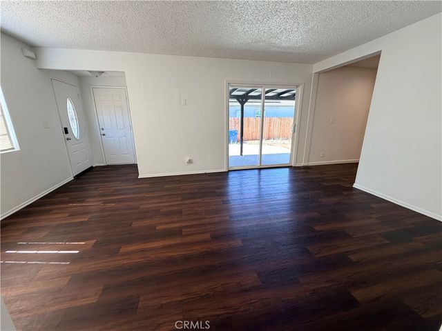 6944 Lurline, Winnetka, CA 91306