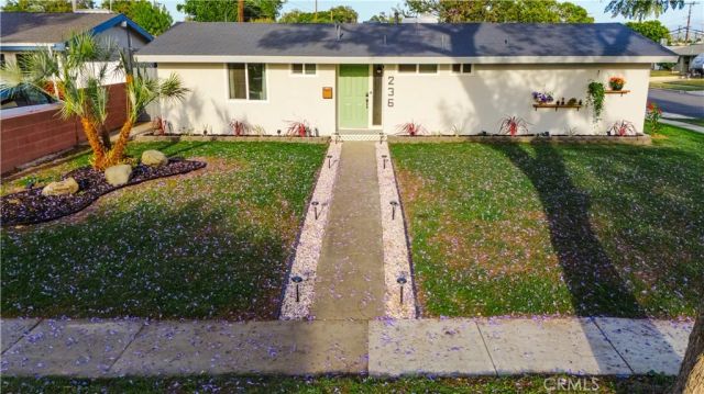 236 Mission Dr, Fullerton, CA 92831