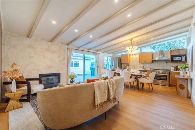 236 Mission Dr, Fullerton, CA 92831