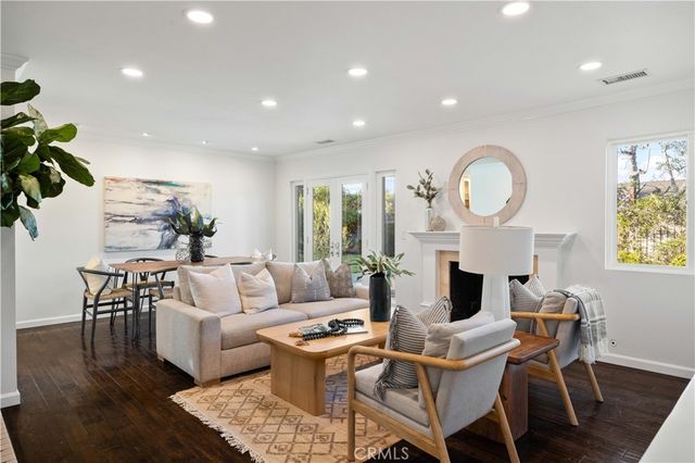 832 Presidio, Costa Mesa, CA 92626