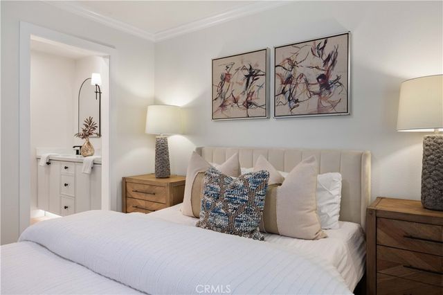 832 Presidio, Costa Mesa, CA 92626