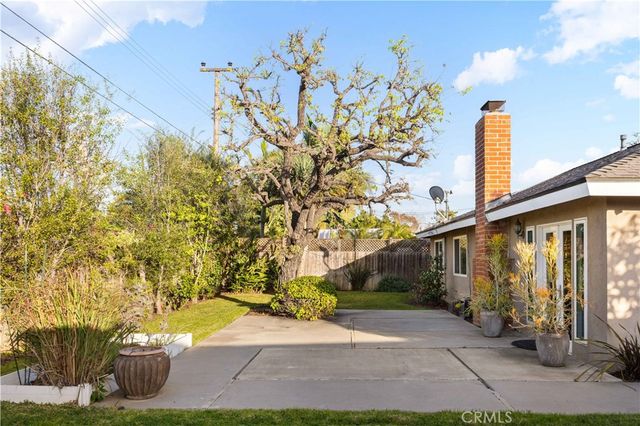 832 Presidio, Costa Mesa, CA 92626