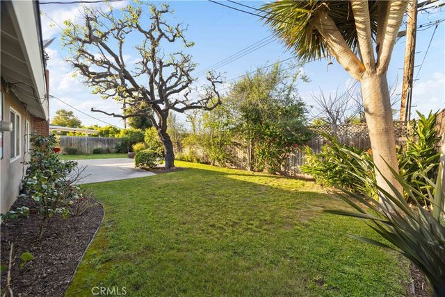 832 Presidio, Costa Mesa, CA 92626