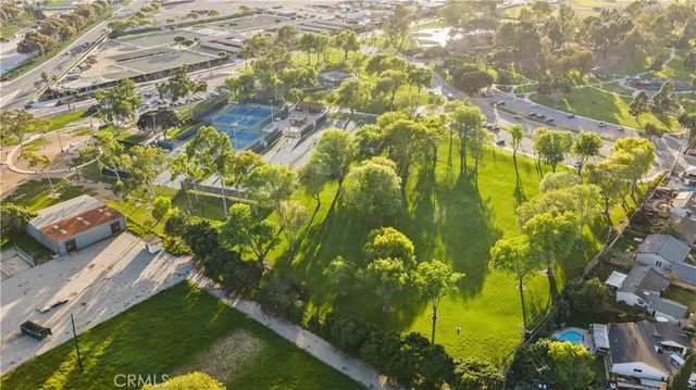 832 Presidio, Costa Mesa, CA 92626