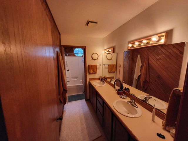 5155 Sunrise Ridge TRAIL, Middleton, WI 53562