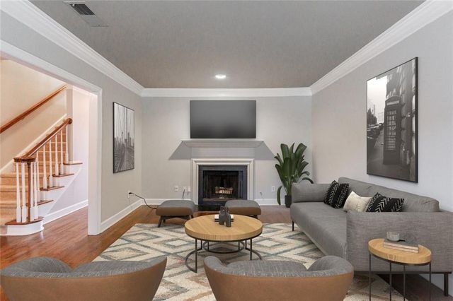 125 Mt Vernon Circle, Atlanta, GA 30338