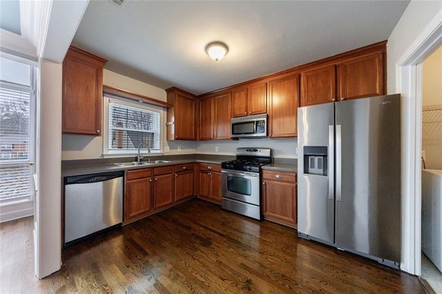 125 Mt Vernon Circle, Atlanta, GA 30338