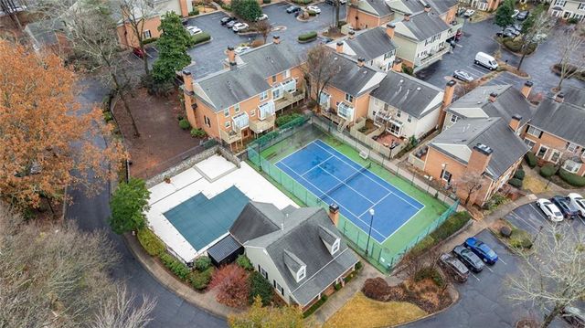 125 Mt Vernon Circle, Atlanta, GA 30338