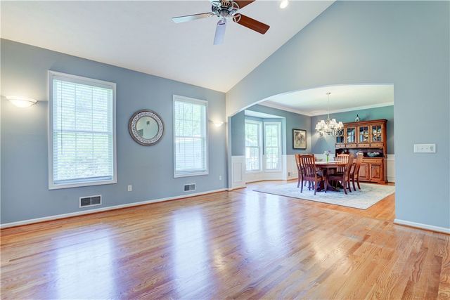 472 Vosburg Road, Webster, NY 14580
