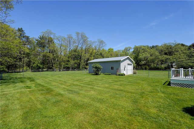 472 Vosburg Road, Webster, NY 14580